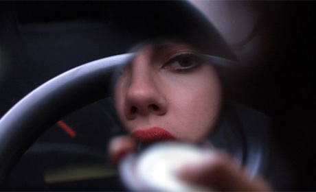 under the skin 2013 screen